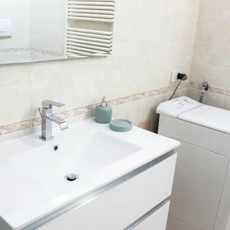 Sant'agata 2 Apartment *